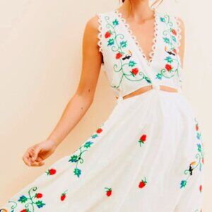 FARM Rio White Midi Dress with Floral Embroidery